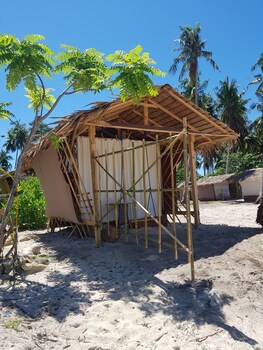 backpackers island beach camp adults only