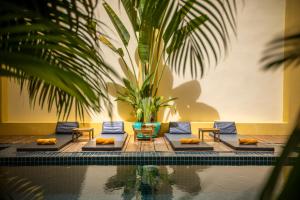 Hotel Old Cinema,Entanou Bridge>>Kampot,3 star