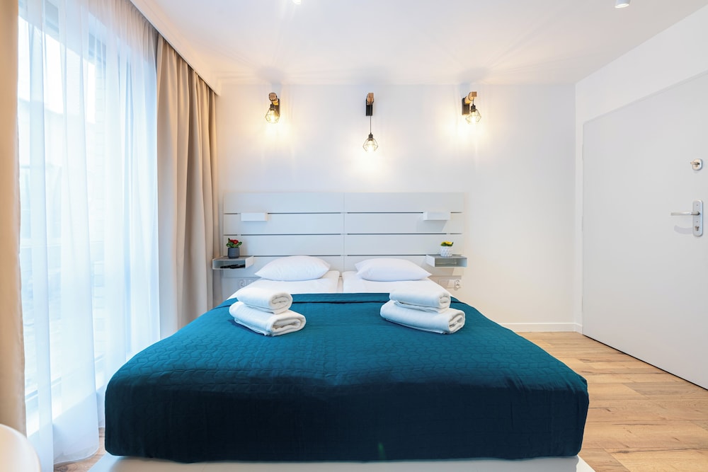 lapwing residence sopot