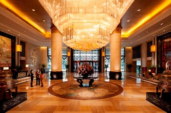 hilton xian