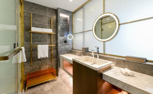 atour hotel qinhuangdao beidaihe zhoudun
