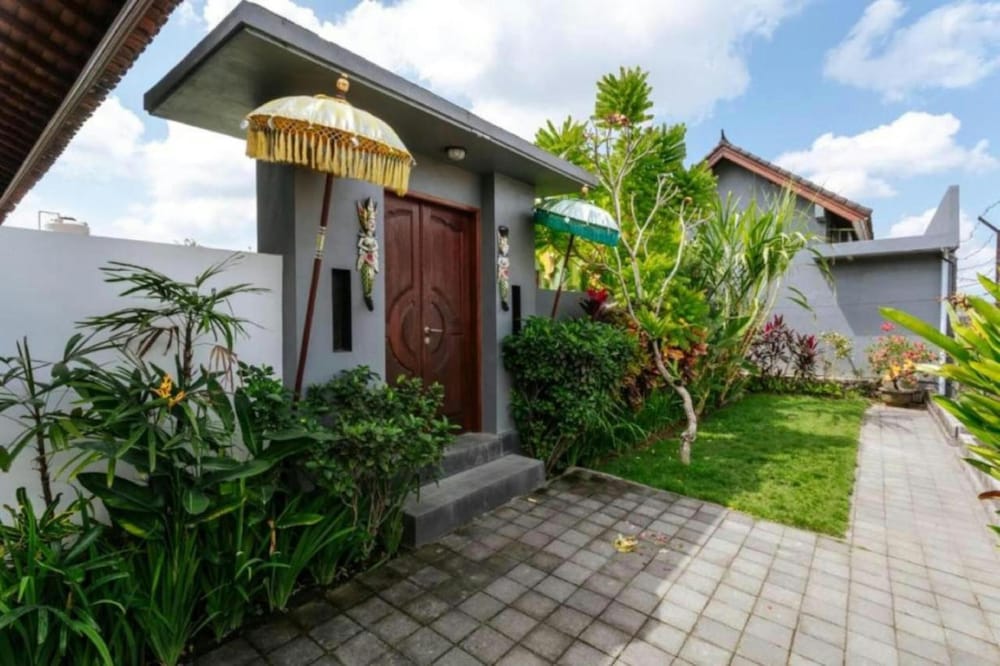 carik bali guest house