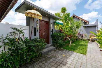 carik bali guest house