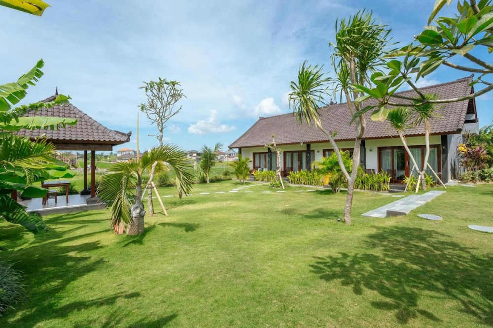 carik bali guest house