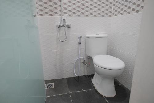 reddoorz near taman palem