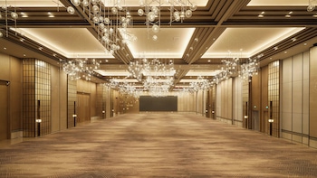 Intercontinental Xi'an North, An Ihg Hotel,Xi'an>>Tuanjiazhuang,3.5 star