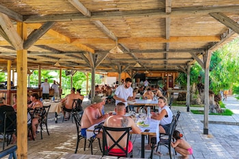 bunec beach resort