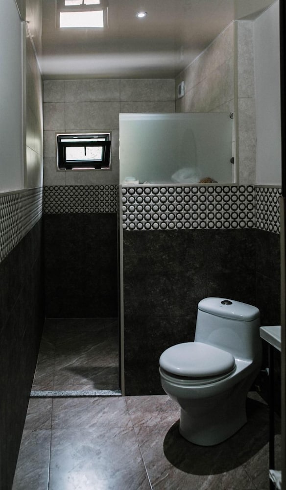 rosa hotel gonio