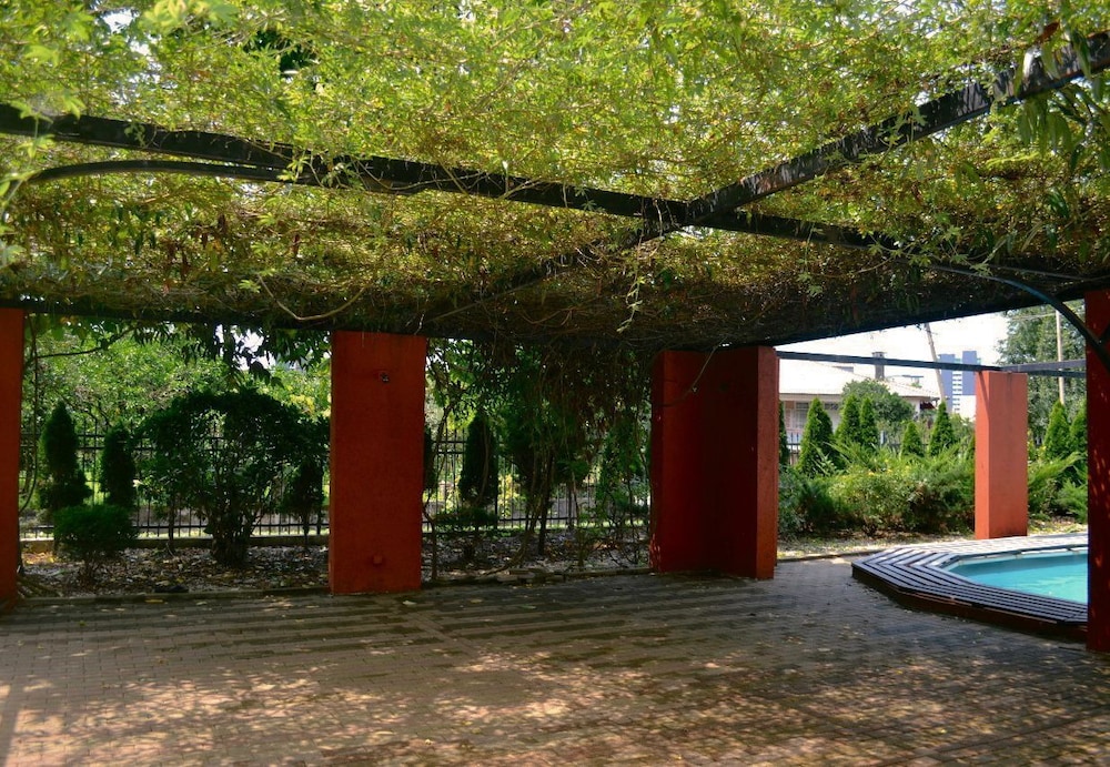 rosa hotel gonio