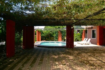 rosa hotel gonio