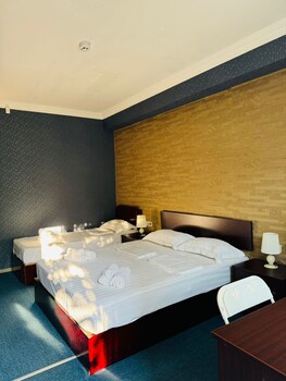 rosa hotel gonio