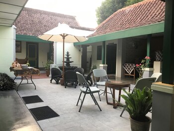 pamularsih homestay