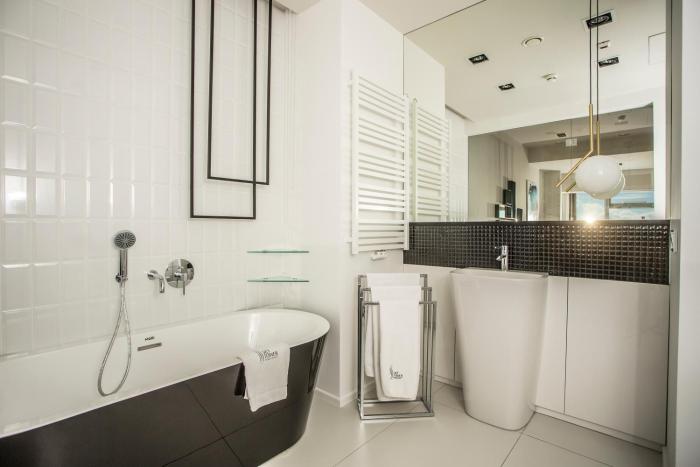 in the sky sky tower apartments