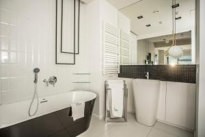 in the sky sky tower apartments