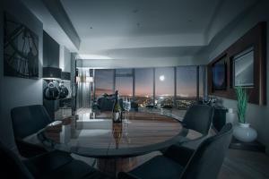 in the sky sky tower apartments