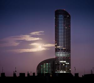 in the sky sky tower apartments