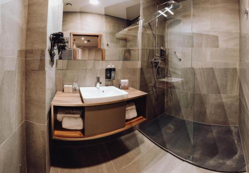 lake hill resort and spa