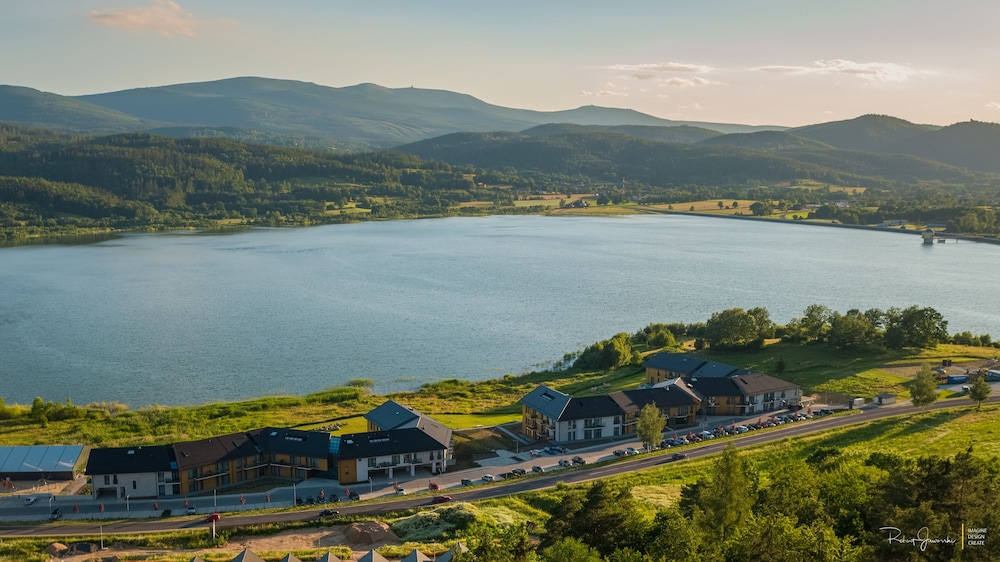 lake hill resort and spa