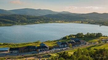 lake hill resort and spa