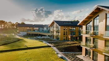 lake hill resort and spa