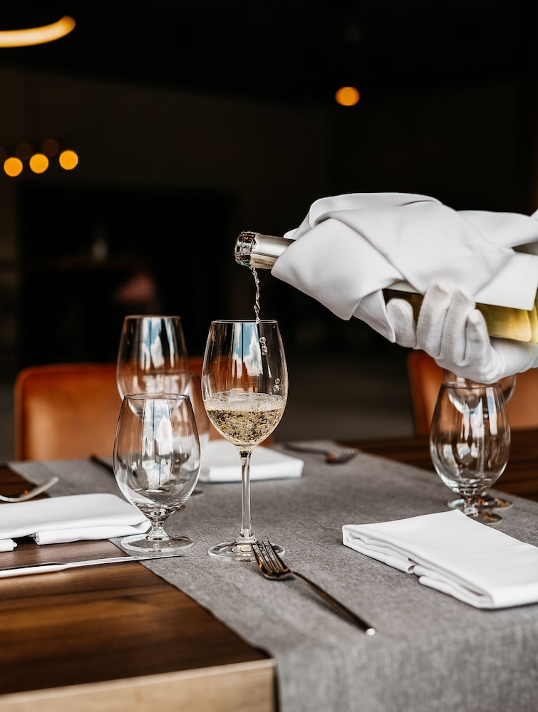 lake hill resort and spa