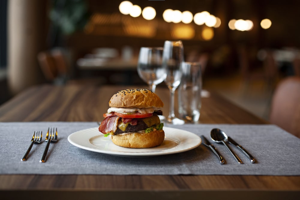 lake hill resort and spa