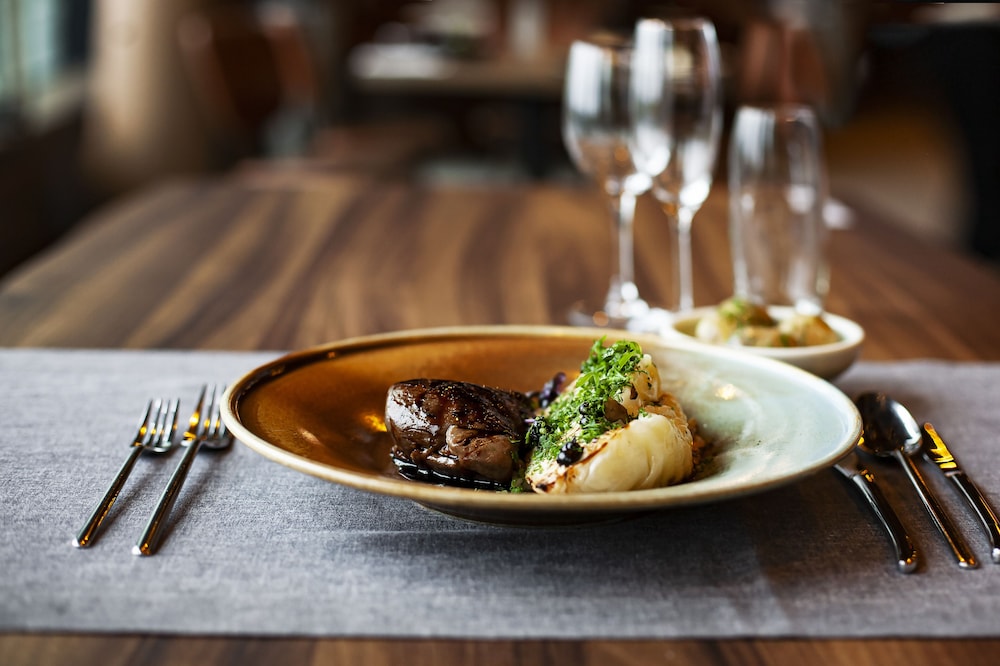 lake hill resort and spa