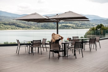 lake hill resort and spa