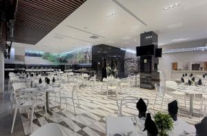 Hotel Olmeca Plaza,Near La Venta Museum-Park,4 star
