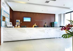 city comfort inn wuhan julong avenue metro station