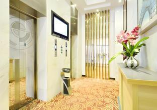 city comfort inn wuhan julong avenue metro station