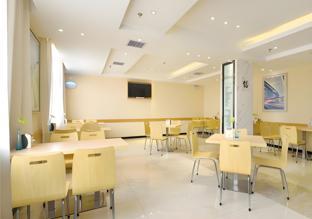 city comfort inn wuhan julong avenue metro station