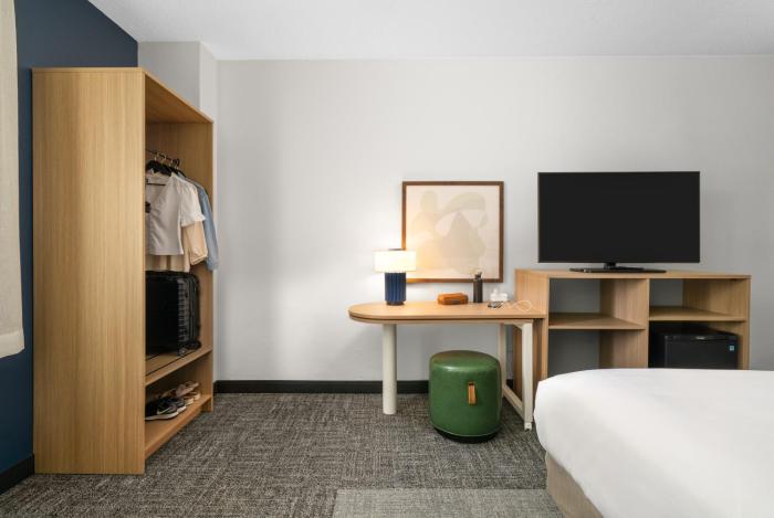 spark by hilton victoria