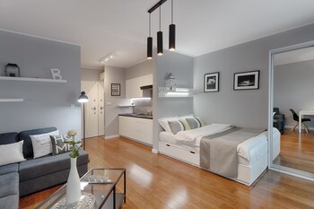 mennica central apartments
