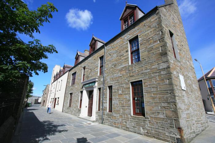 albert hotel