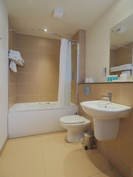 Caladh Inn,Isle Of Lewis>>Back,3 star
