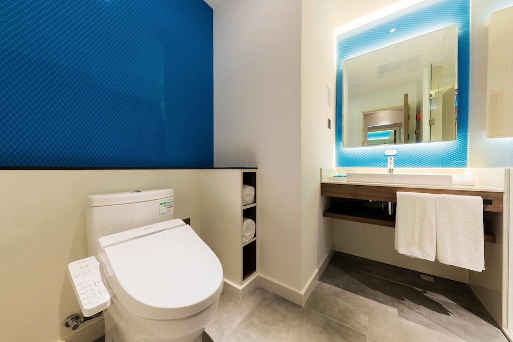 holiday inn express yichang riverside an ihg hotel