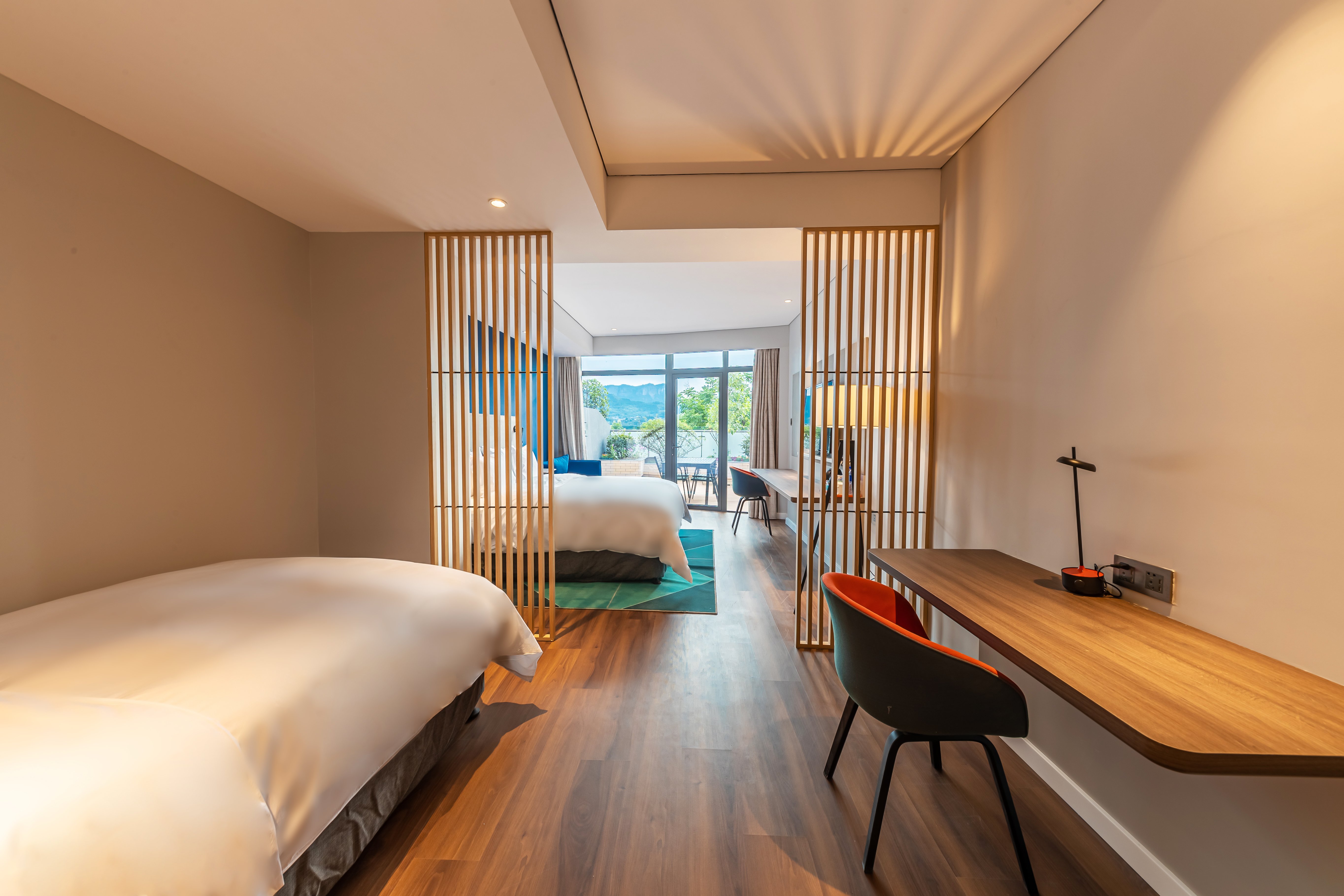 holiday inn express yichang riverside an ihg hotel