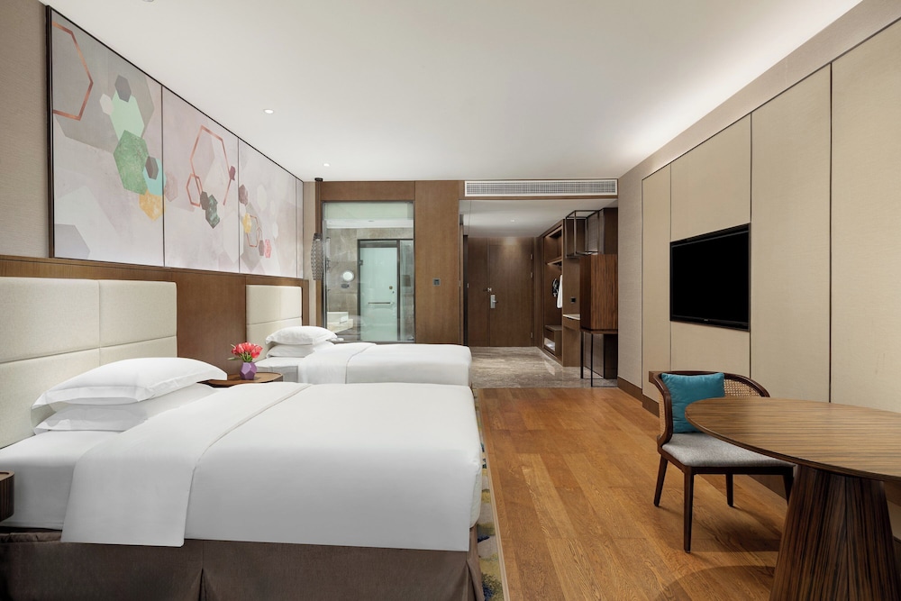 crowne plaza beihai silver beach an ihg hotel