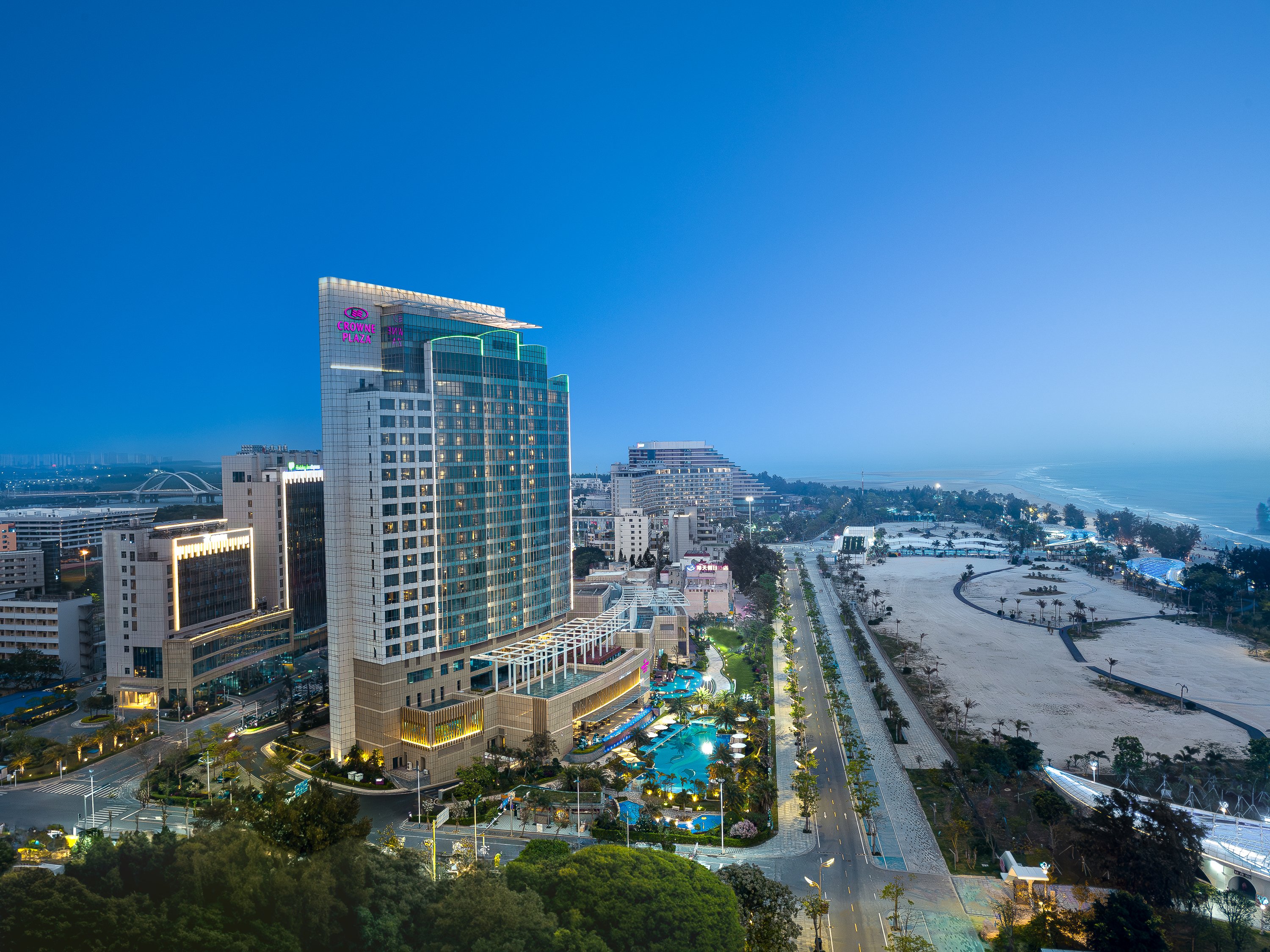 crowne plaza beihai silver beach an ihg hotel