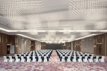 Crowne Plaza Beihai Silver Beach, An Ihg Hotel,Guangxi>>Beihai,3.5 star