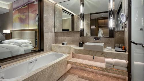 crowne plaza beihai silver beach an ihg hotel