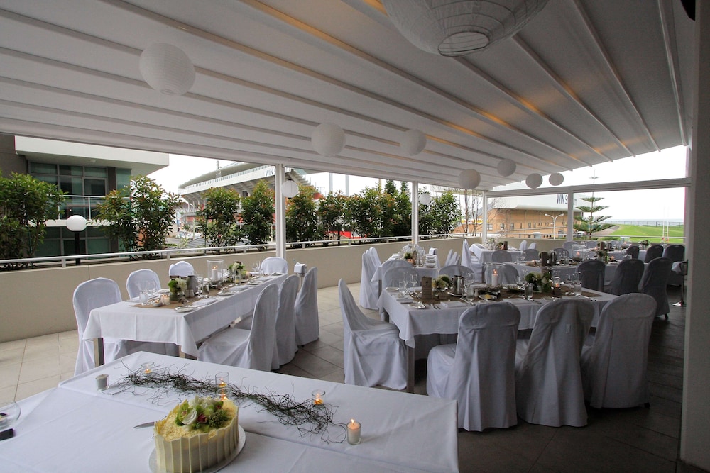 sage hotel wollongong