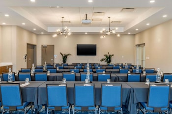 cambria hotel fort mill