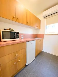 summerhill motor inn adults only