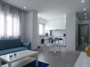 Rs Porto Apartments,Tv. De Antero De Quental 268,0 star