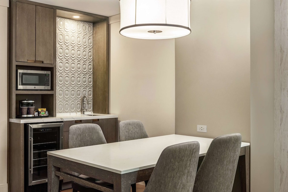 hilton grand vacations club chicago magnificent mile