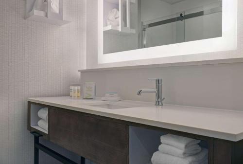 hampton inn patterson