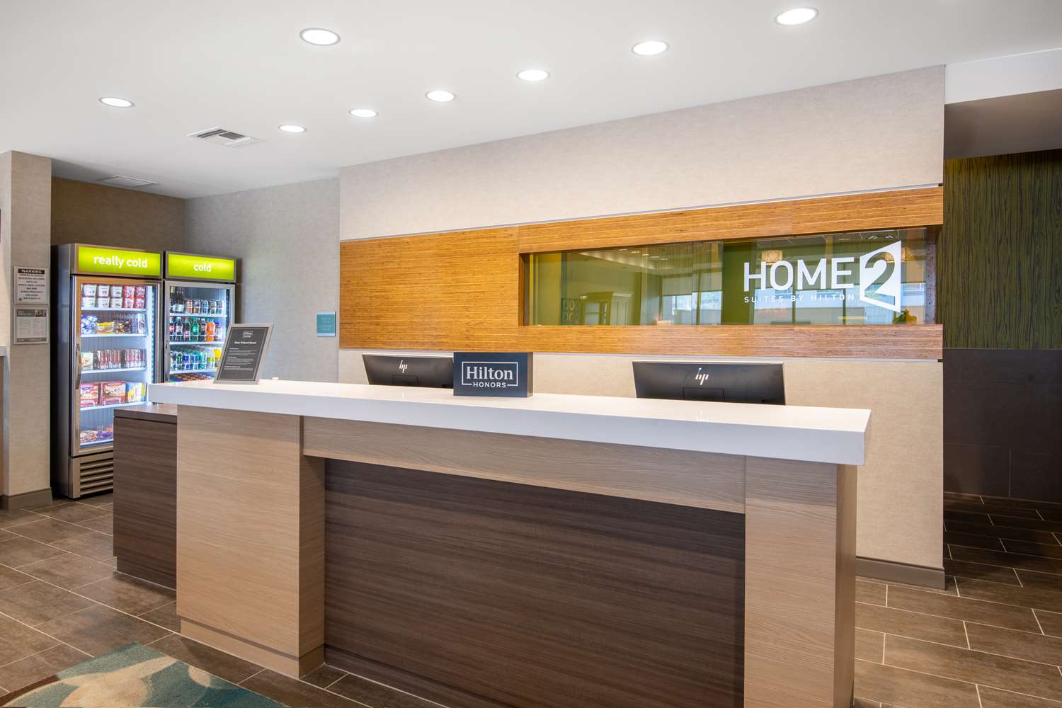 home2 suites by hilton phoenix airport north az