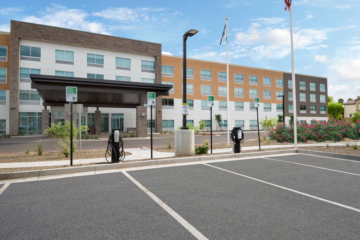 home2 suites by hilton phoenix airport north az